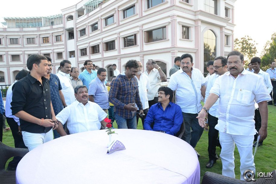 Nagarjuna-and-KTR-Launches-Shooting-Center-and-ANR-Gardens-at-FNCC